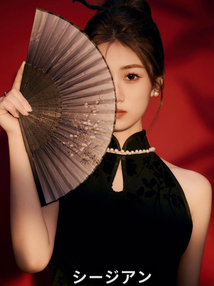Black  Costume Studio Theme Or - Photography Aesthetic ulasan dan harga