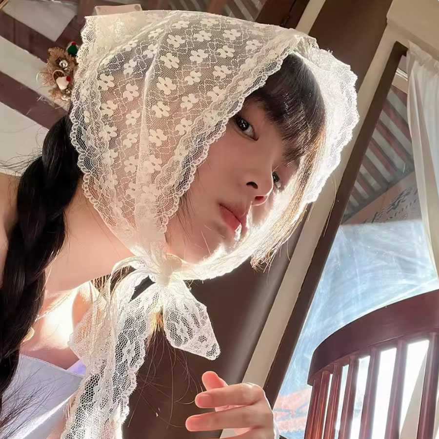 1PC triangle Lace scarf white  - Photography Triangle ulasan dan harga